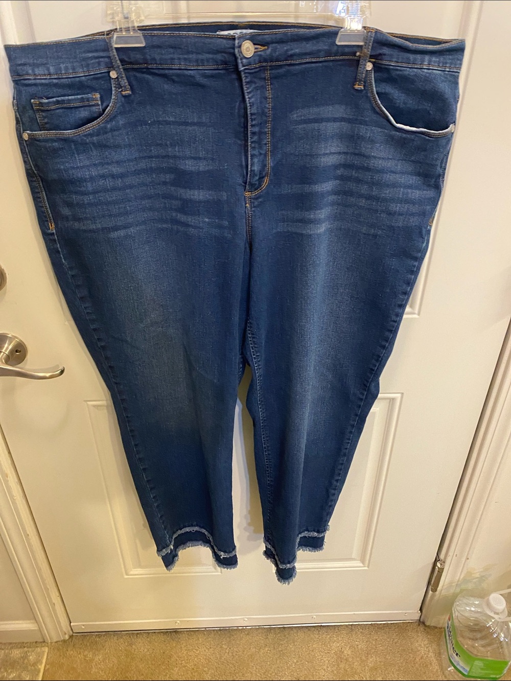 Code Bleu Dark Blue Cropped Ankle Jeans